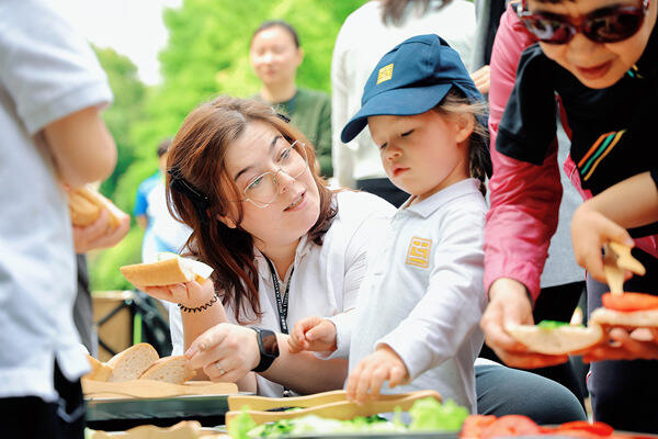 Mother’s Day celebration,Hiba Academy Nantong Nursery